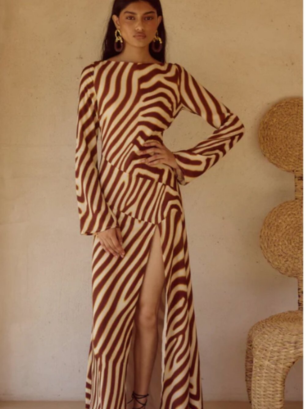 SEVEN WONDERS Montie Sleeved Maxi Dress in Montie Chocolate